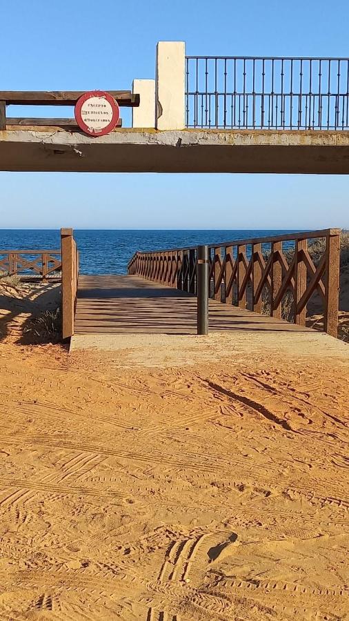 Estudio Con Piscina Y Garaje A 100 Mtr De La Playa Isla Cristina Buitenkant foto